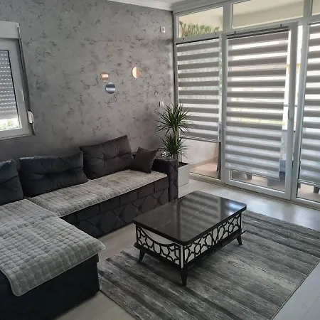 Ferienwohnung Atos Belgrad Exterior foto