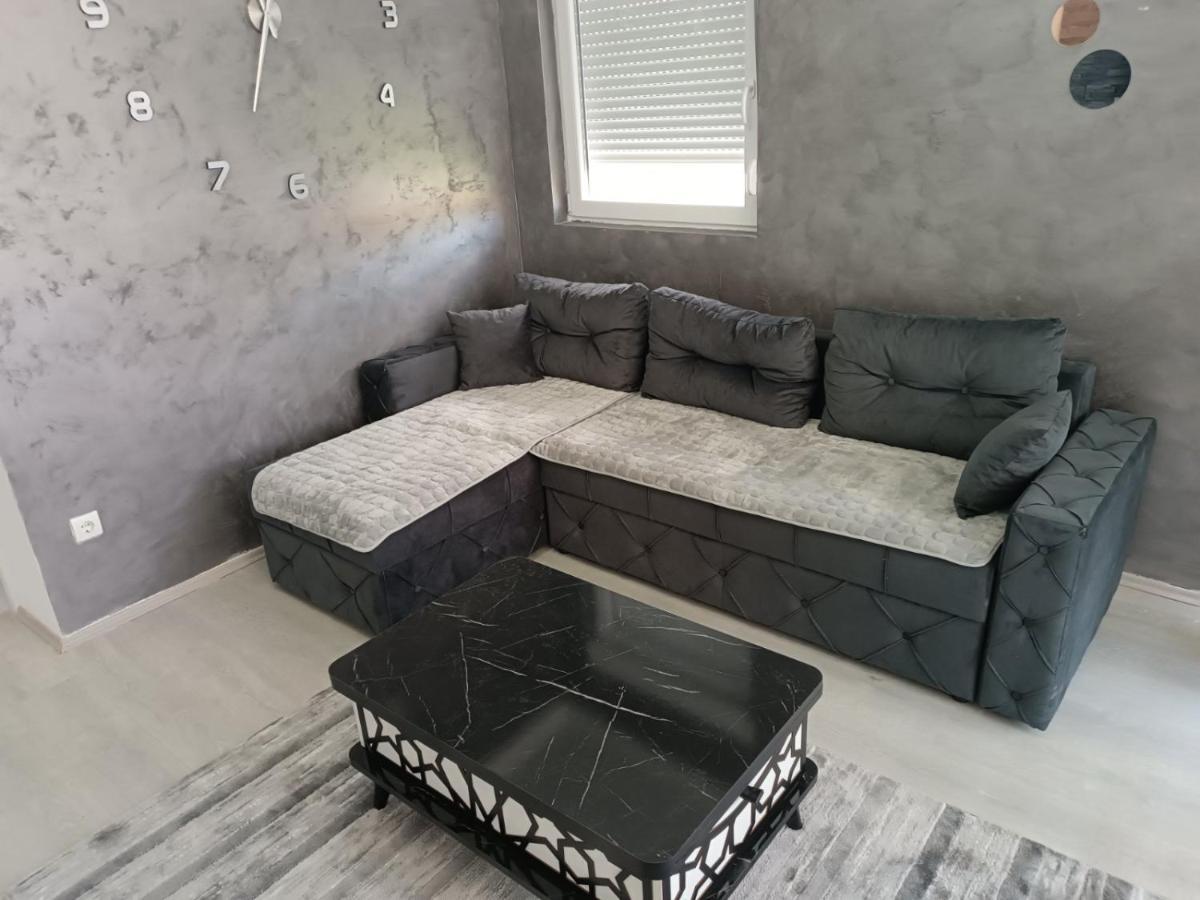 Atos Apartment *